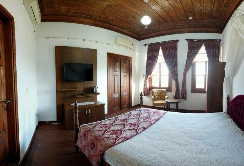 Номер Стандарт Вид на Море, Mehmet Efendi Mansion &