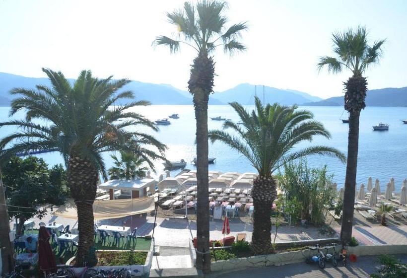 Standard Triple Room Sea View, Uysal Motel Beach
