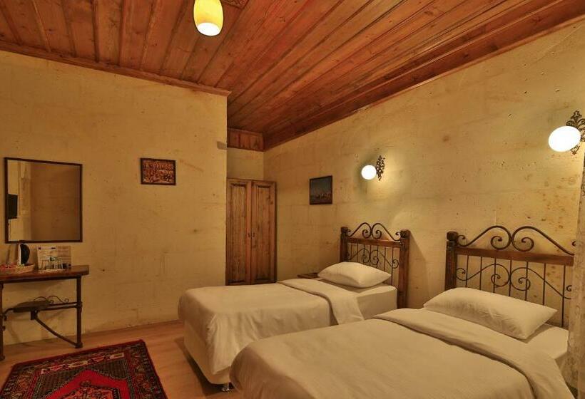 Quarto Deluxe, Kemal's Guest House