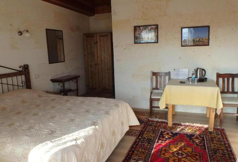Quarto Deluxe, Kemal's Guest House