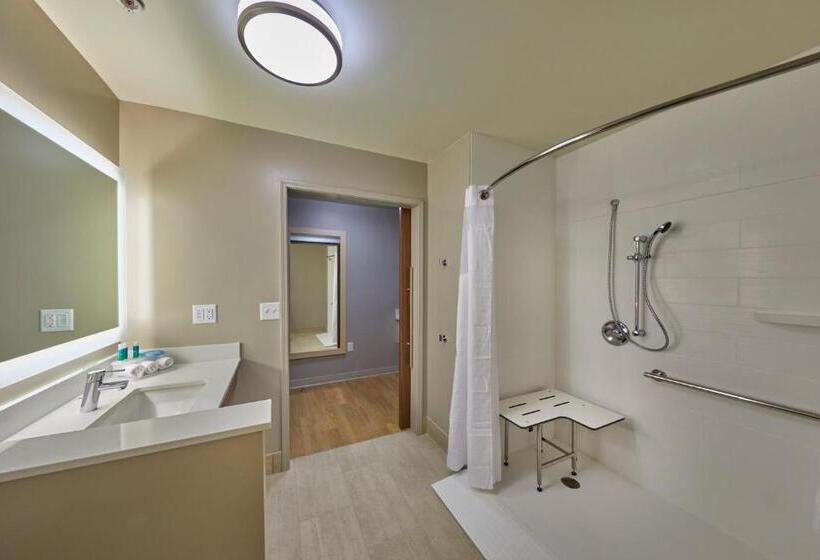 Люкс Адаптированный для Инвалидов, Holiday Inn Express & Suites   Hermiston Downtown, An Ihg
