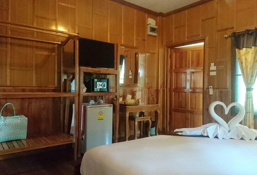 Номер Deluxe Кровать Кинг, Macura Resort