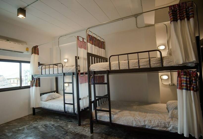 تختخواب در اتاق مشترک, Allsum Hostel