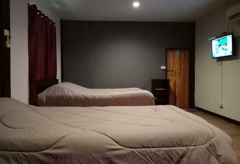 اتاق استاندارد, Chiang Dao Hostel