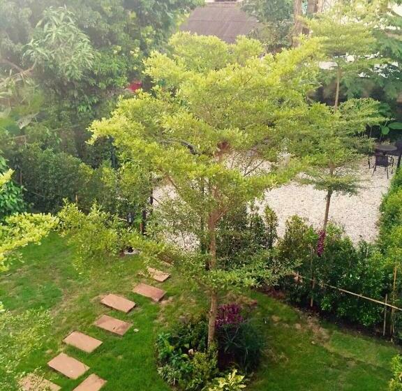 اتاق لوکس با بالکن, Nai Suan Bed And Breakfast