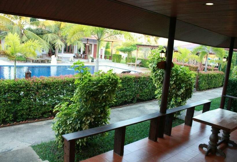 חדר סופריור, Waterside Resort