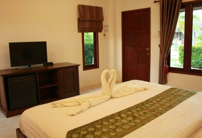 Номер Superior, Waterside Resort