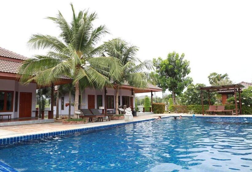 Дом 2 Спальни, Waterside Resort