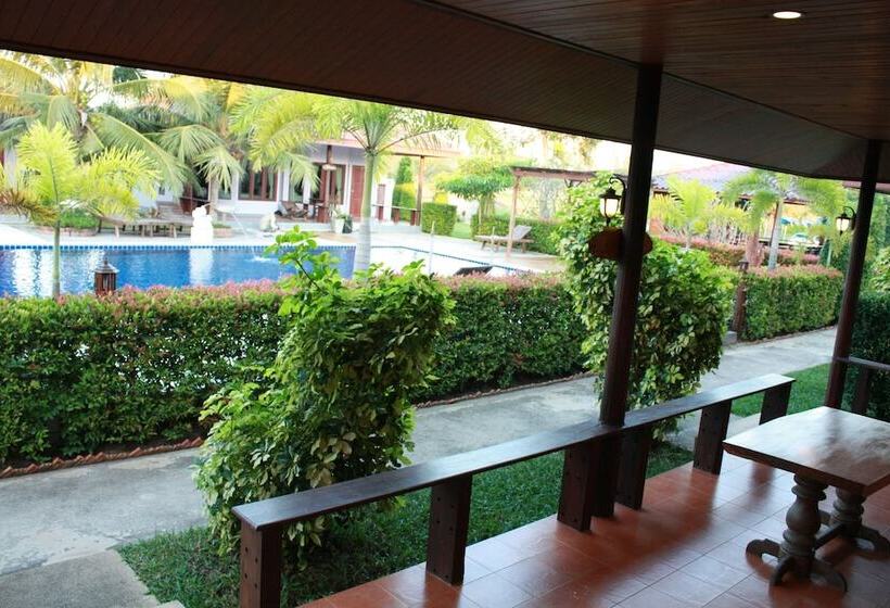 חדר סופריור, Waterside Resort