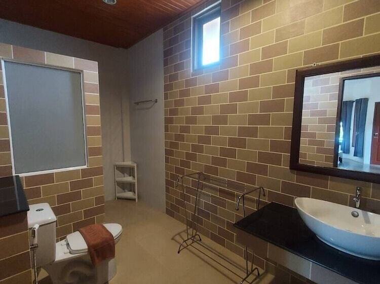 Номер Deluxe, Waterside Resort