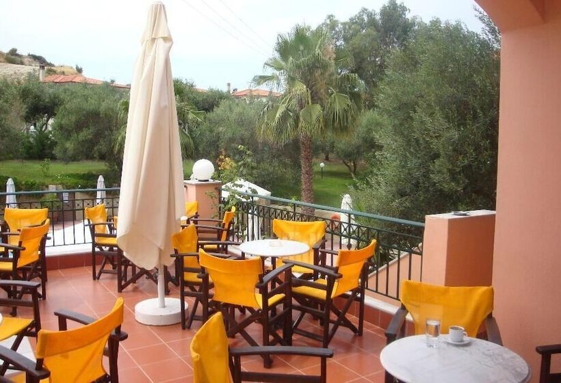 Студия Стандарт, Aloni Hotel Pefkochori