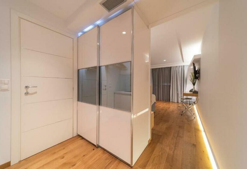 Номер Deluxe, City Loft