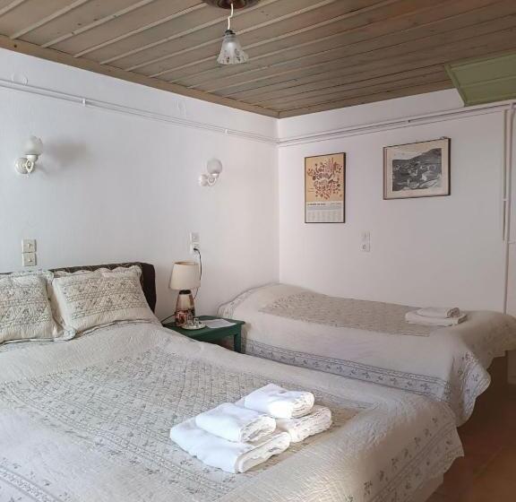 Номер Стандарт Трехместный, Orestis House