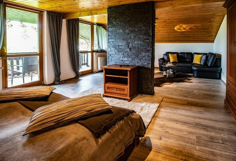 Люкс Deluxe Кровать Кинг, Boutique Penzion Rech
