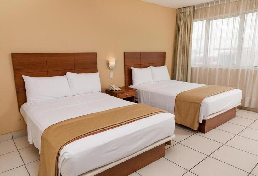 Номер Комфорт, Costa Del Sol Wyndham Pucallpa