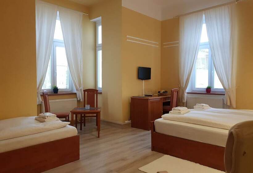 Люкс 2 Спальни, Pension Elektra