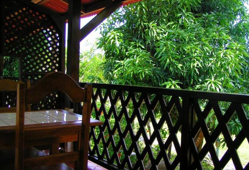 ファミリールーム, Samara Pacific Lodge