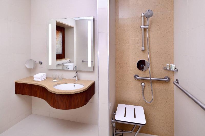 Номер Deluxe, Courtyard By Marriott Riyadh Olaya