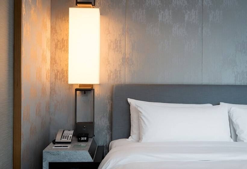 اتاق کلاب, Kerry Hotel, Hong Kong