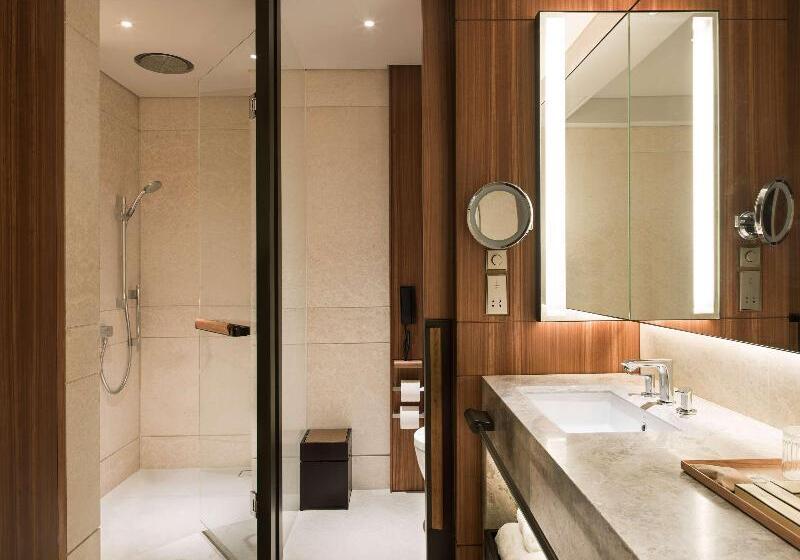 اتاق لوکس با چشم‌انداز شهر, Kerry Hotel, Hong Kong