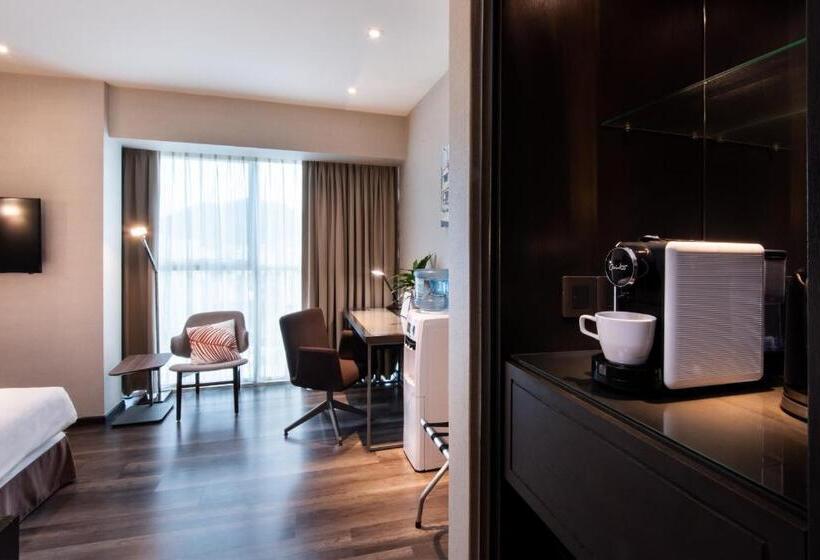 Deluxe-huone, Olive Tree