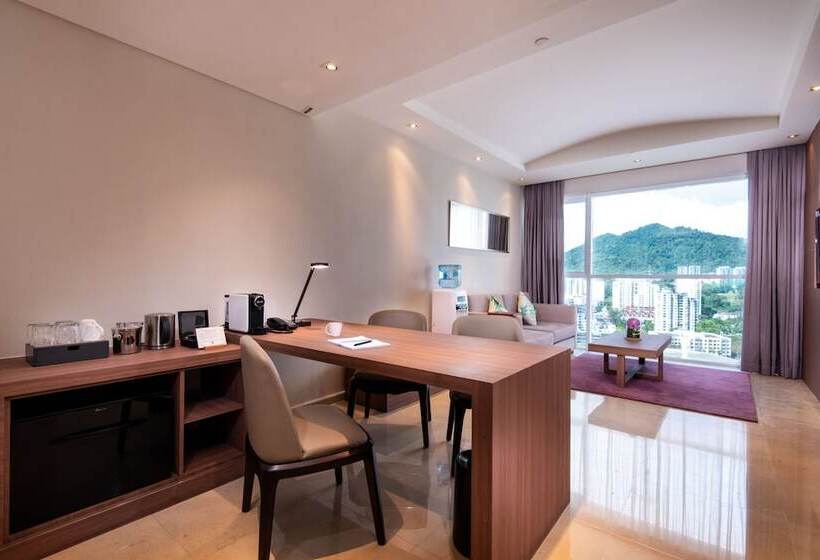 Executive-sviitti, Olive Tree