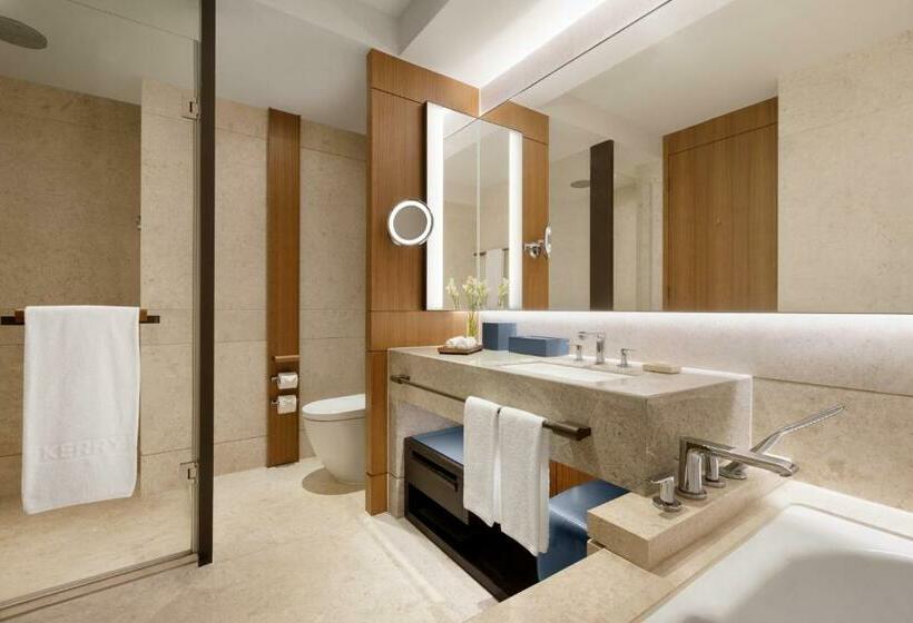 اتاق لوکس با تخت بزرگ, Kerry Hotel, Hong Kong