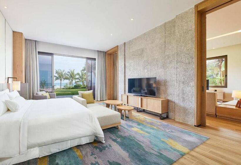 Вилла 2 Спальни, The Westin Shimei Bay Resort