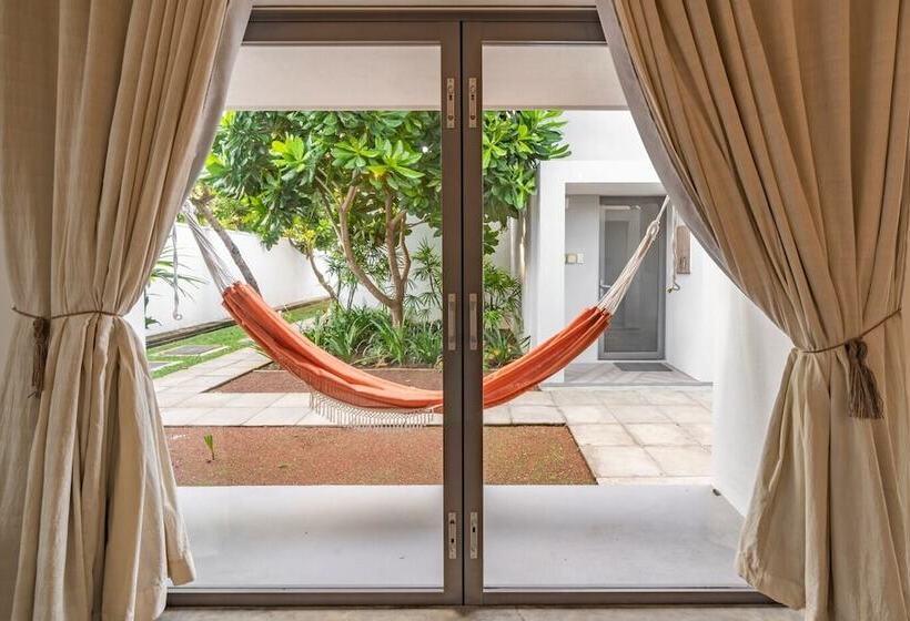 高级大房间, Global Surf Lodge Kabalana