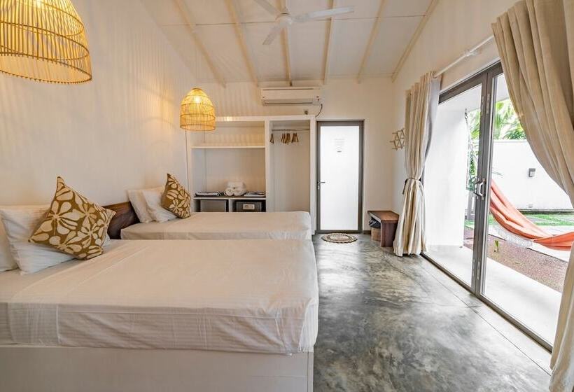 高级大房间, Global Surf Lodge Kabalana