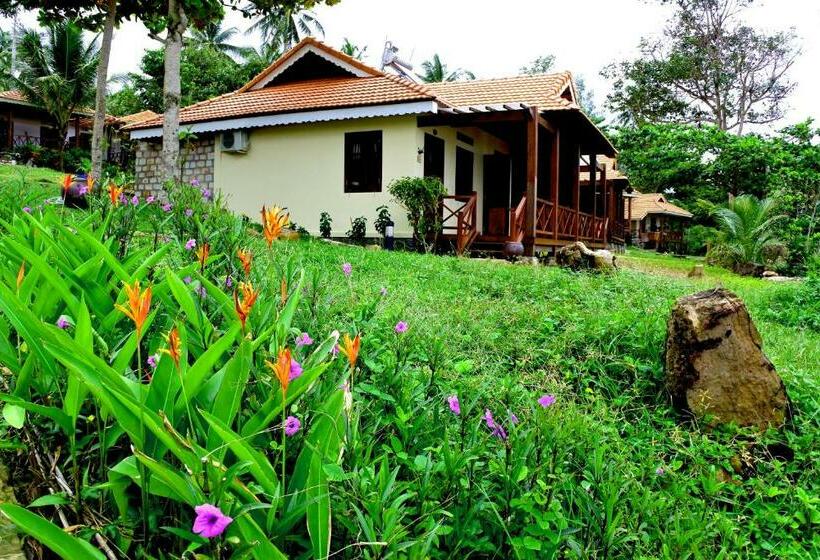بانگلوی ممتاز, Phu Quoc Eco Beach Resort