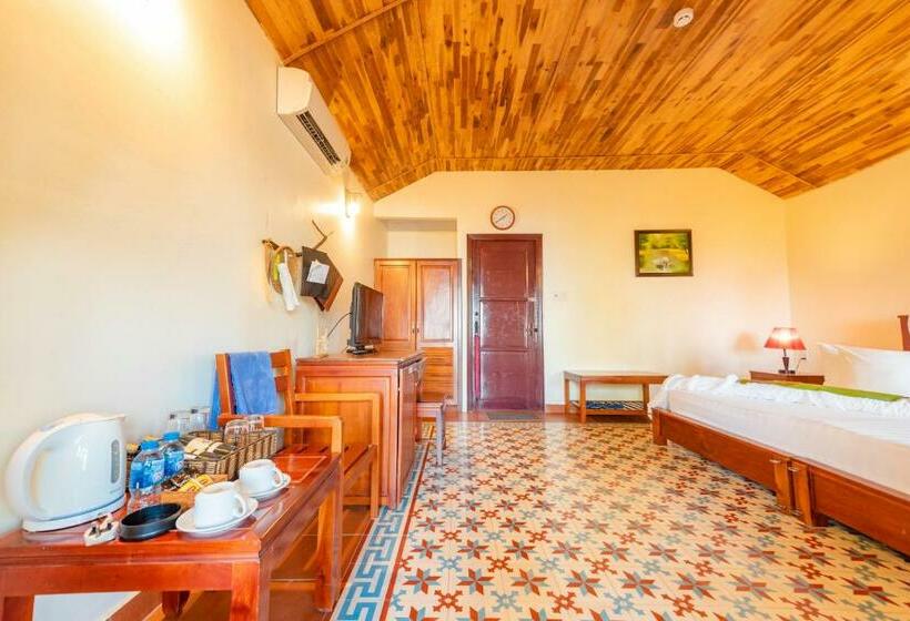 بانگلوی لوکس, Phu Quoc Eco Beach Resort