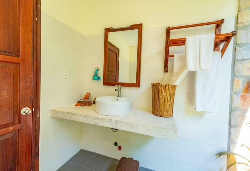 بانگلوی لوکس, Phu Quoc Eco Beach Resort