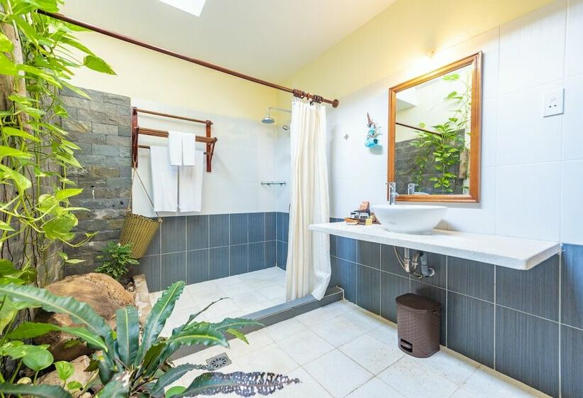 بانگلوی ممتاز, Phu Quoc Eco Beach Resort