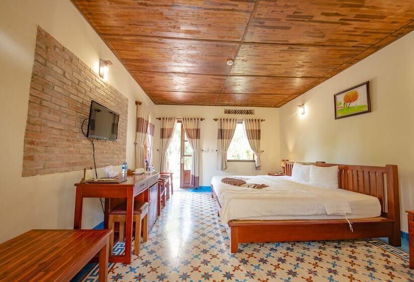 Superior bungalow garden view, Phu Quoc Eco Beach Resort