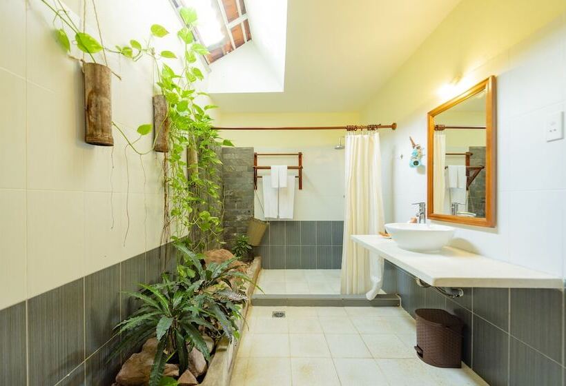 بانگلوی لوکس, Phu Quoc Eco Beach Resort