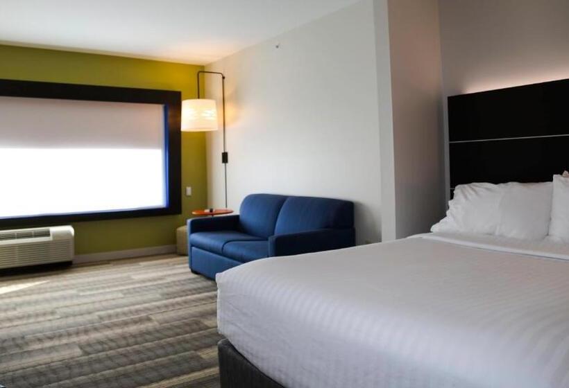 סוויטה מותאמת לאדם עם מוגבלויות, Holiday Inn Express & Suites Kingston Ulster, An Ihg
