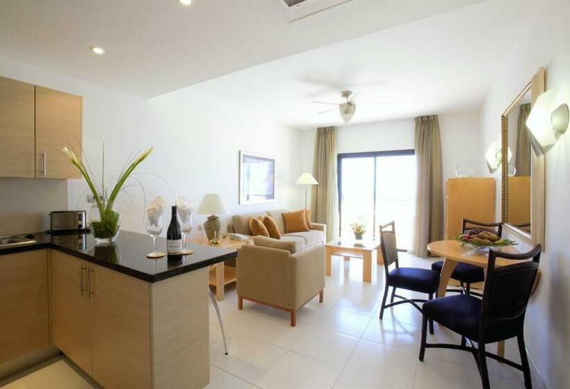 Apartament 2 Dormitoare cu Priveliște către Mare, Hollywood Mirage   Excel Hotels & Resorts