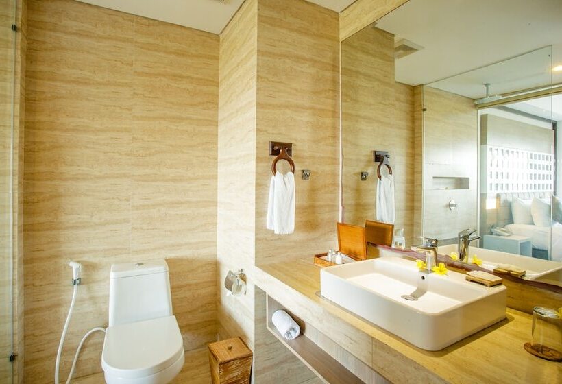 غرفة سوبيريور مزودة بشرفة, Jimbaran Bay Beach Resort And Spa By Prabhu