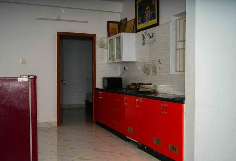 Номер Стандарт, Bacardi House