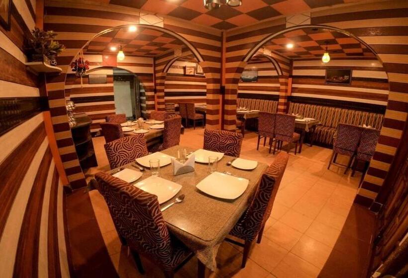 חדר דלוקס, Goroomgo Broadway Anexy Darjeeling Near Mall Road   Best Service Awarded