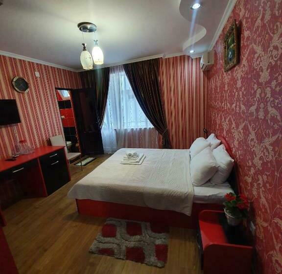 Quarto Estandar, Exotica