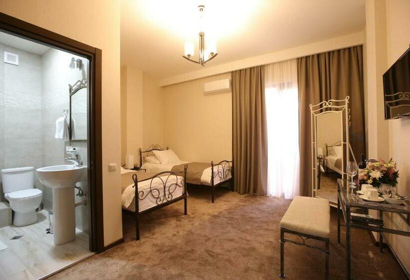 اتاق استاندارد, Golden Nugget Tbilisi