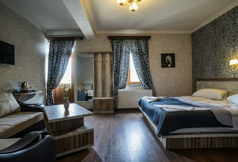 اتاق استاندارد, Tiflis