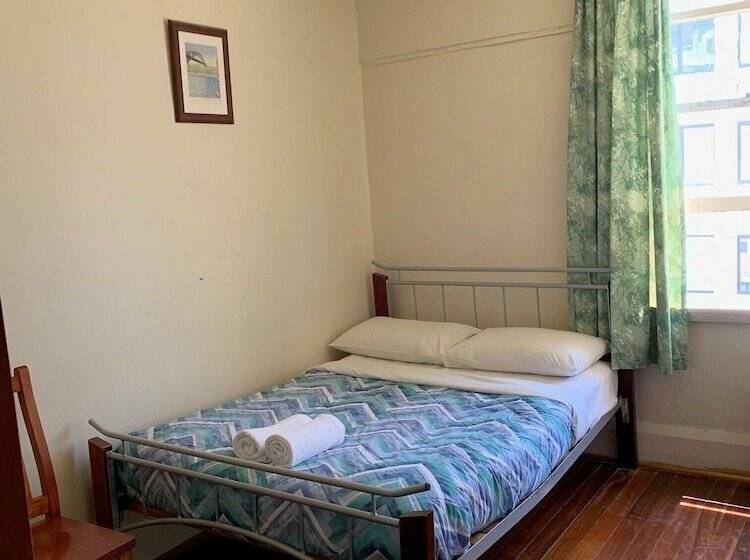 스탠다드 룸 공동 욕실, Sydney City Hostel