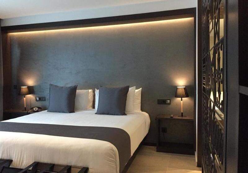 Suite, Vila Arenys
