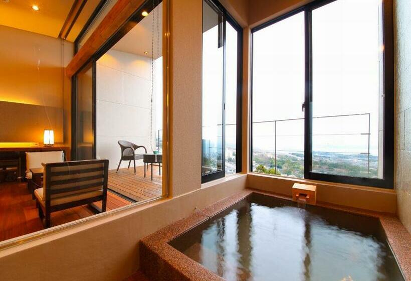 Номер Стандарт, Terrace Midoubaru