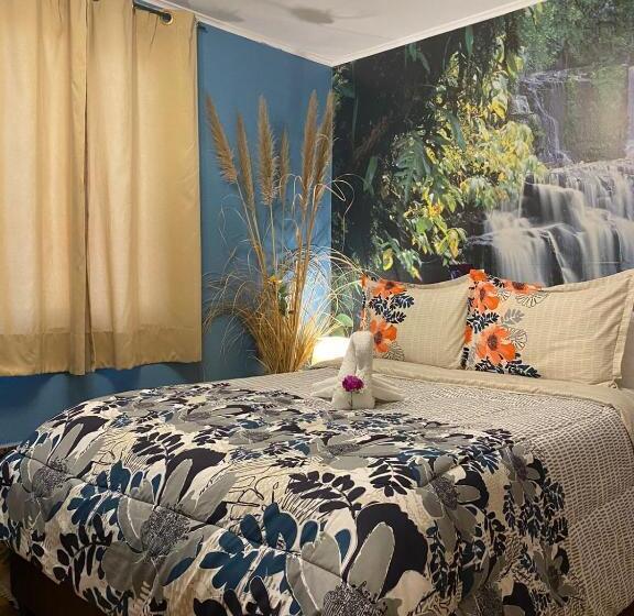 带按摩浴盆的套房, Katarsy´s Hostel