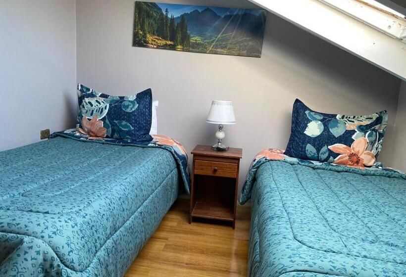 带2个双人床的标准工作室, Katarsy´s Hostel