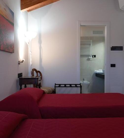 اتاق استاندارد, La Collinetta B&b